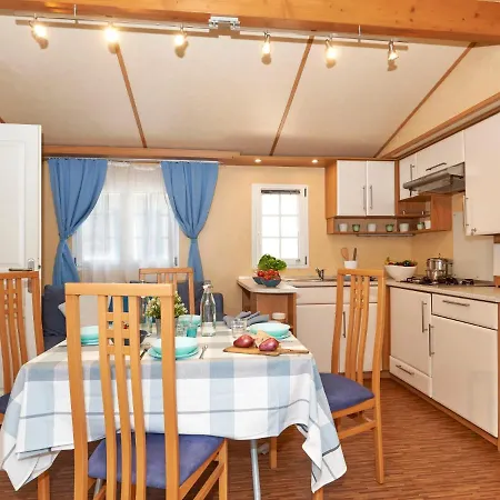 Maxi Caravan Comfort By Interhome Dom wakacyjny